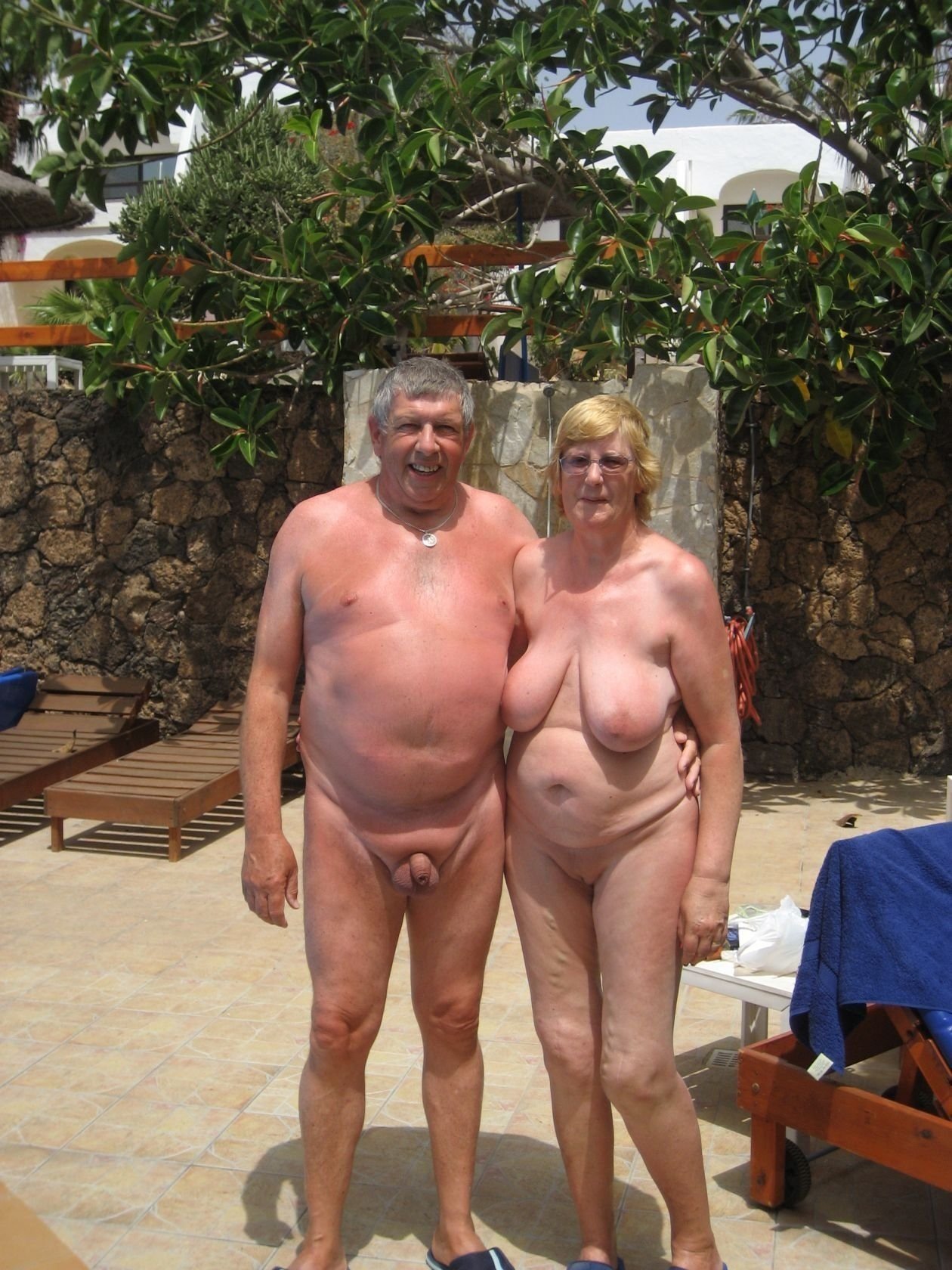 https://sex.boomba.club/uploads/posts/2023-03/1678437879_sex-boomba-club-p-nudist-mature-couples-erotika-33.jpg